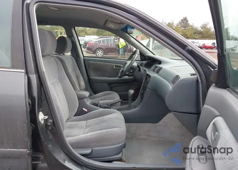 2000 Toyota Camry Le из США, поврежденный, VIN 4T1BG22K2YU735089